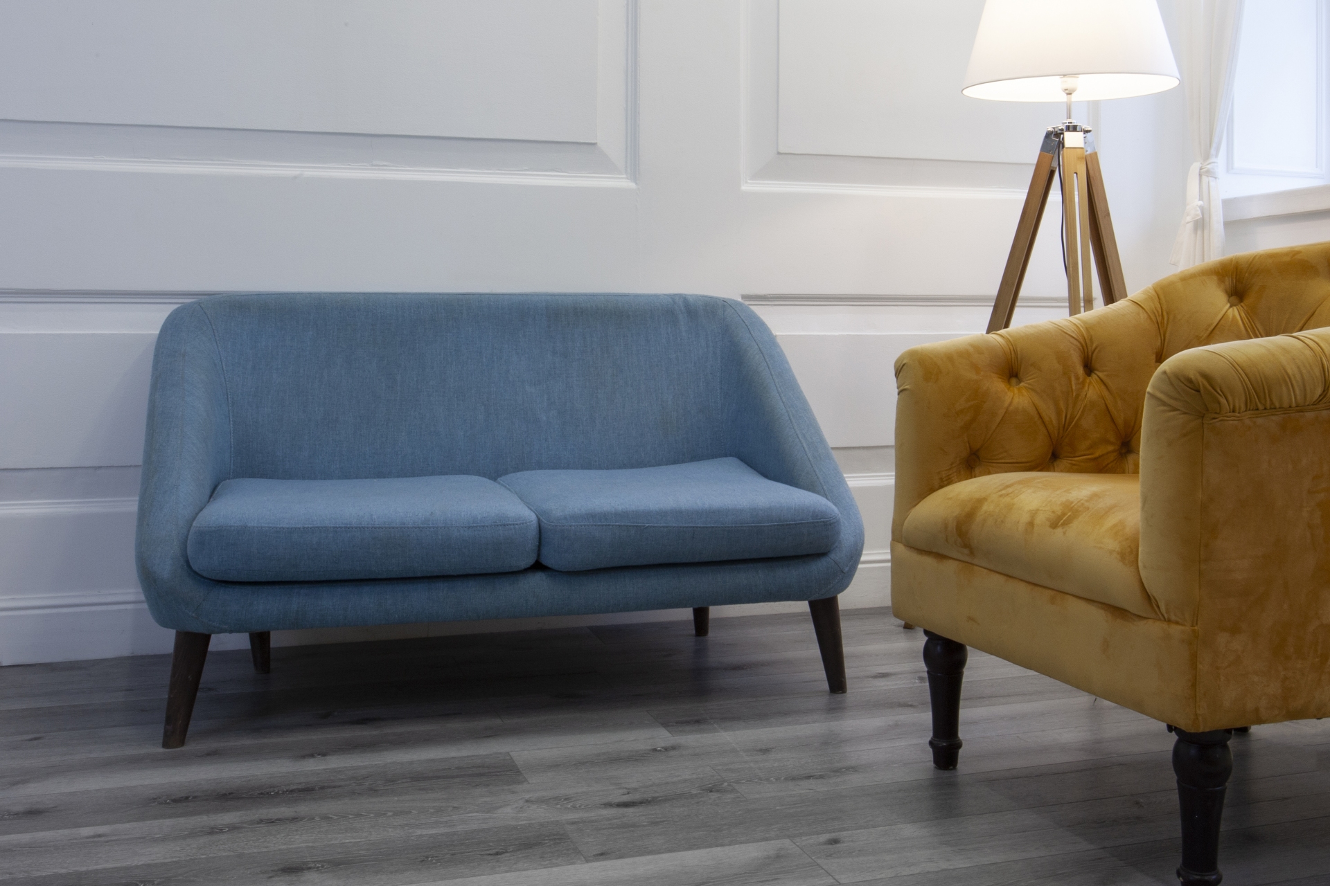 Усовершенствованная кварц-виниловая плитка «Damy Floor» Дуб Сильвер (1227*187*2,5 мм) — купить в Таганроге