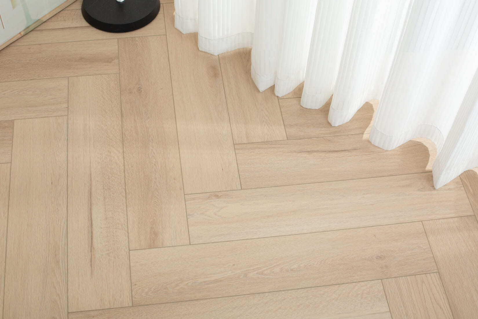 Плитка SPC "OneFloor" 3032 А,В  ЁЛКА (640*128*4 мм) — купить в Таганроге