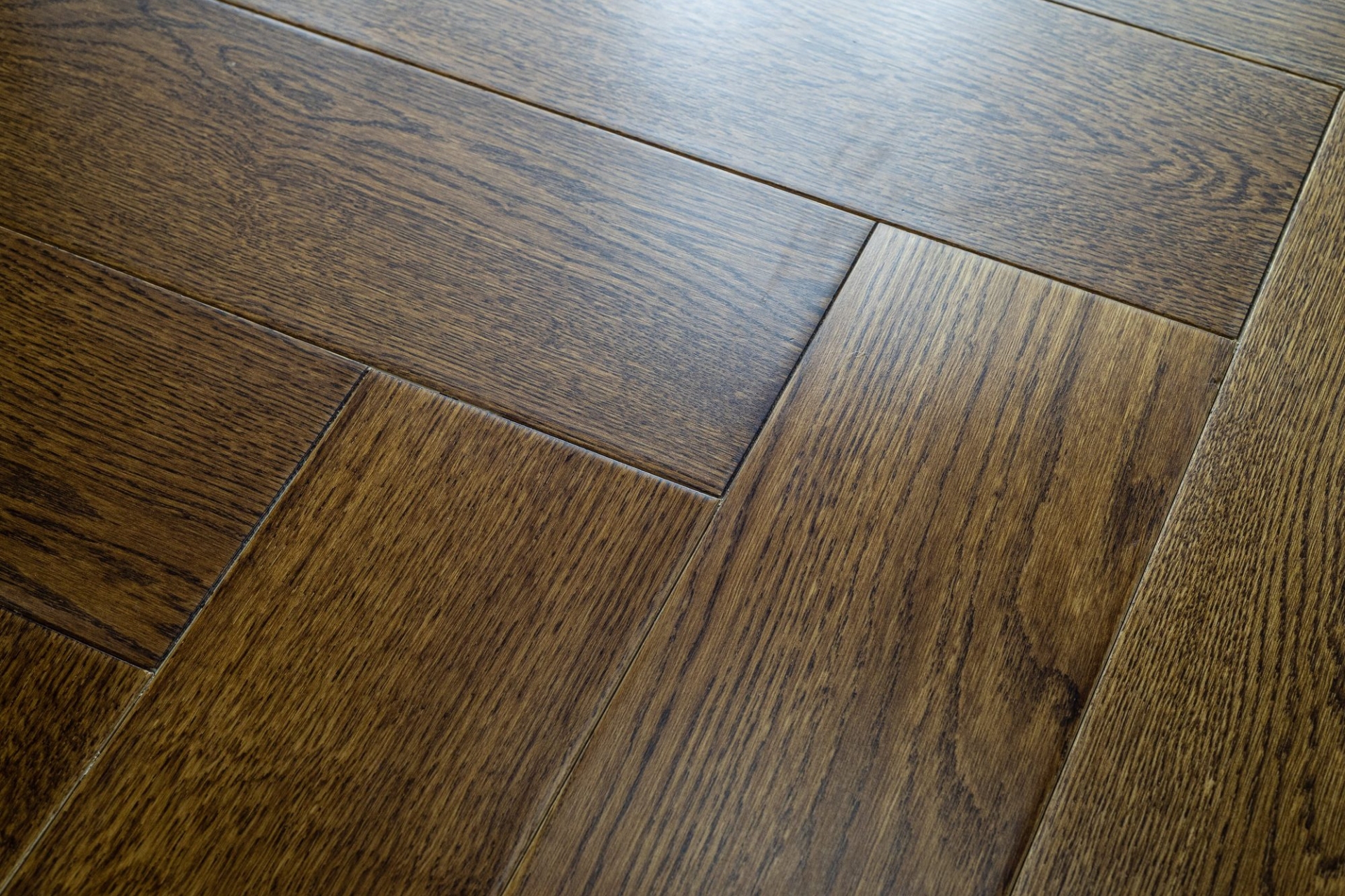 Инженерный паркет «Damy Floor» Ореховый (укладка елочкой) — купить в Таганроге